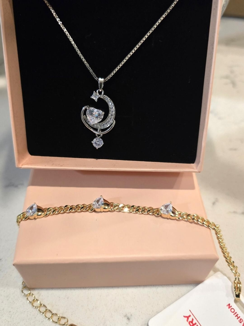 Elegant Gold Chain Bracelet with Clear Crystal Accents